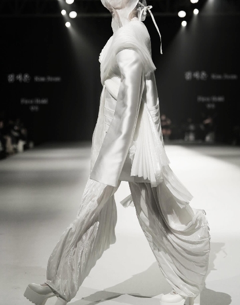 캡스톤디자인패션스튜디오 대표이미지